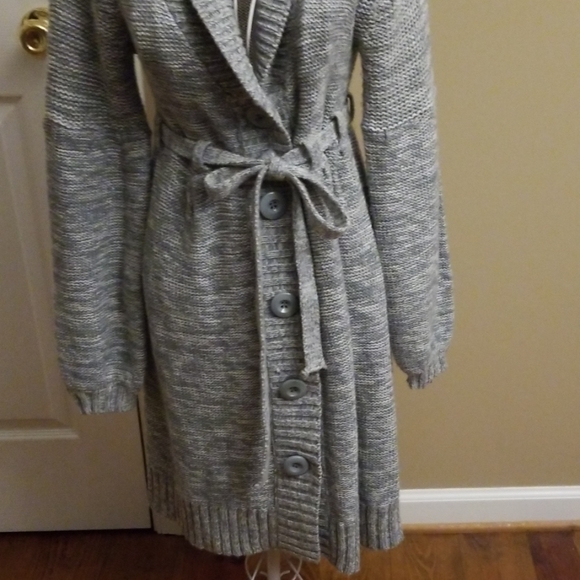 Wonderful gray cardigan sweater - Picture 4 of 8